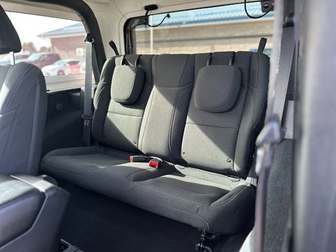 Used 2020 Jeep Wrangler Sport image 27