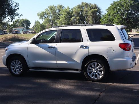 Used 2016 Toyota Sequoia Platinum AWD/4WD image 8