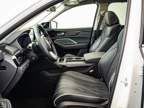 Certified 2025 Acura MDX SH-AWD w/ Advance Package image 20