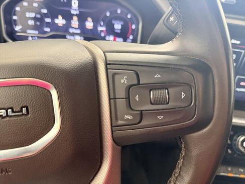 Used 2024 GMC Sierra 3500 Denali w/ Technology Package image 32