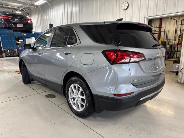 Used 2024 Chevrolet Equinox LT AWD/4WD image 6