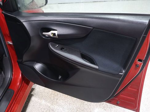 Used 2009 Toyota Corolla S image 24