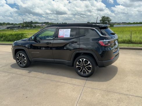 Used 2023 Jeep Compass Limited image 6