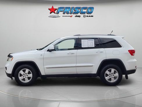 Used 2013 Jeep Grand Cherokee Laredo w/ Laredo E Group AWD/4WD image 4