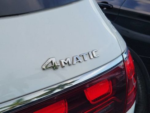Used 2024 Mercedes-Benz GLS 450 4MATIC image 6