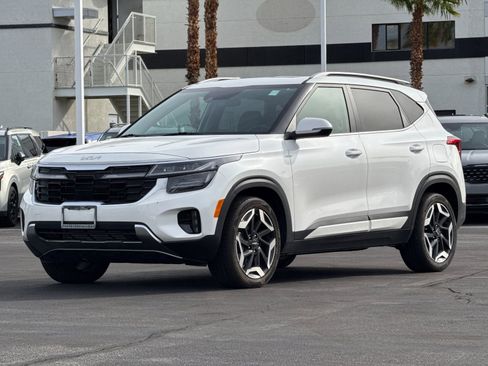 Certified 2024 Kia Seltos SX w/ SX Sunroof Package image 9