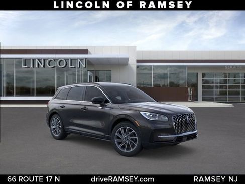 New 2026 Lincoln Corsair Grand Touring AWD/4WD image 8