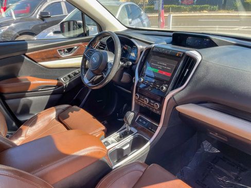 Used 2020 Subaru Ascent Touring AWD/4WD image 28