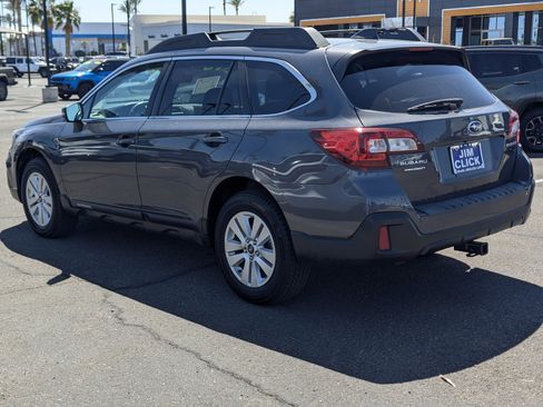 Used 2019 Subaru Outback 2.5i Premium AWD/4WD image 4