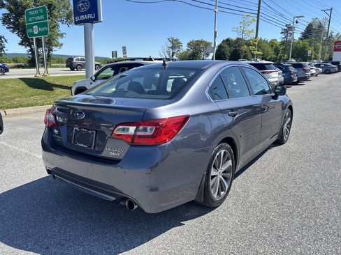 Used 2017 Subaru Legacy 3.6R Limited AWD/4WD image 19