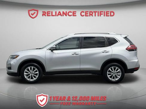 Used 2018 Nissan Rogue SV AWD/4WD image 3