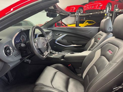 Used 2022 Chevrolet Camaro SS RWD image 16