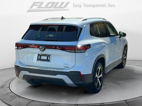 New 2026 Volkswagen Tiguan SE image 7