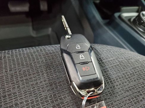 New 2025 Ford Maverick XL w/ Equipment Group 101A image 32