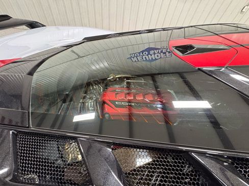 Used 2021 Chevrolet Corvette Stingray Preferred Cpe w/ Z51 Performance Package image 25