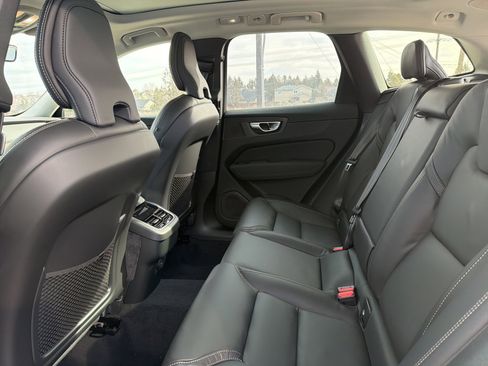 New 2026 Volvo XC60 B5 Ultra w/ Climate Package image 16