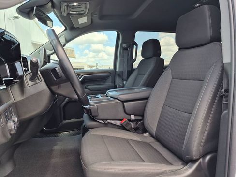 Used 2023 Chevrolet Silverado 1500 LT AWD/4WD image 27