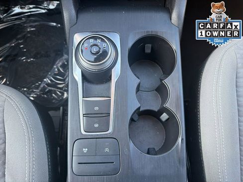 Used 2022 Ford Escape SE w/ SE Sport Appearance Package image 15