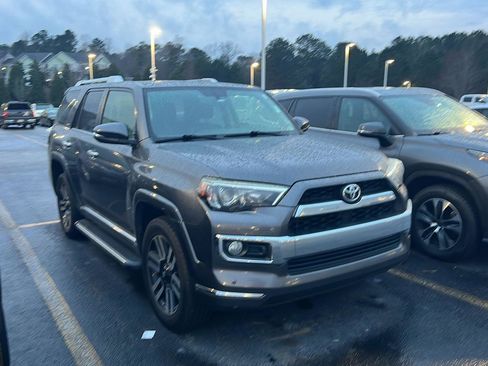 Used 2018 Toyota 4Runner Limited image 9