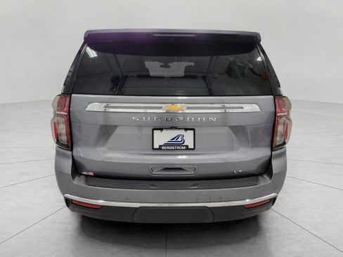 Used 2021 Chevrolet Suburban LT w/ Luxury Package image 26