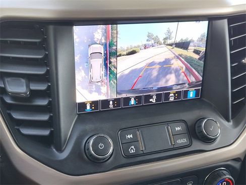 Used 2023 GMC Acadia Denali w/ Black Diamond Edition image 18