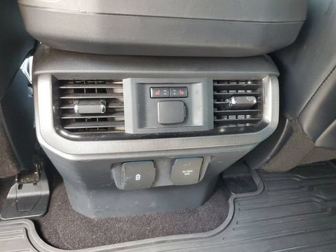 Used 2021 Ford F150 Platinum w/ Equipment Group 701A High AWD/4WD image 17
