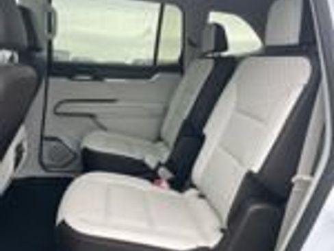 Used 2024 GMC Acadia Denali w/ LPO, Floor Liner Package AWD/4WD image 10