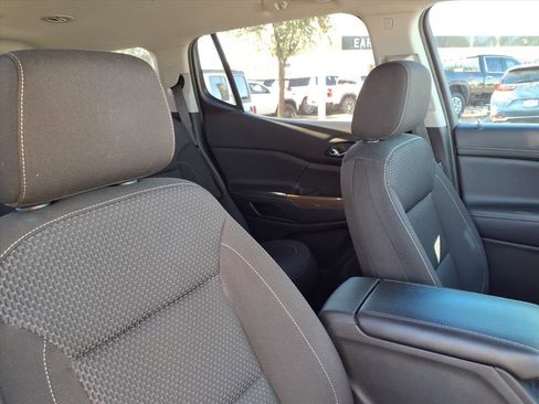 Used 2021 GMC Acadia SLE w/ Driver Convenience Package image 12