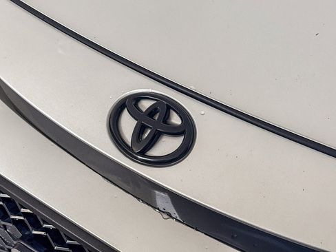 Certified 2021 Toyota Corolla SE w/ Carpet Mat Package (TMS) image 10