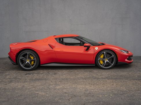 Used 2023 Ferrari 296 GTB RWD image 6