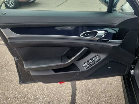 Used 2015 Porsche Panamera 4 AWD/4WD image 26