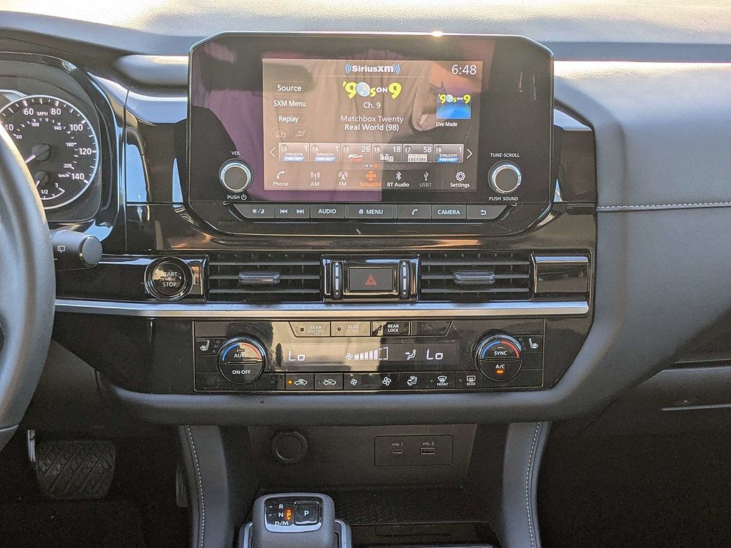Certified 2025 Nissan Pathfinder SV FWD image 19