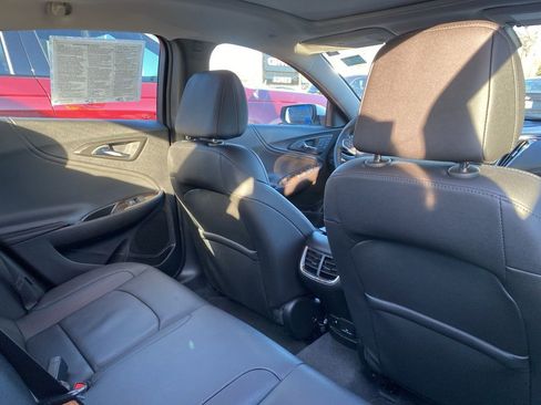 Used 2024 Chevrolet Malibu LT image 31