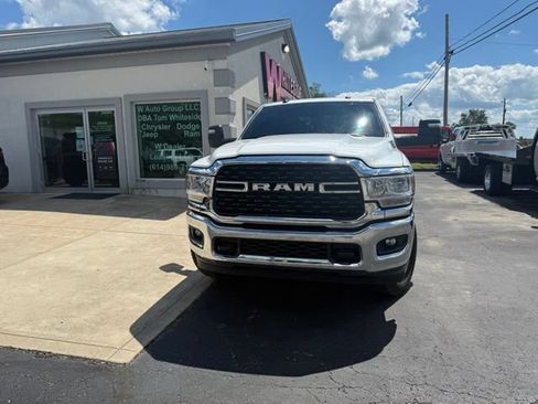 Used 2024 RAM 2500 Big Horn AWD/4WD image 8