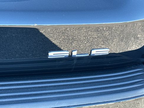 Used 2022 GMC Yukon SLE w/ Gmc Pro Safety Plus Package image 8