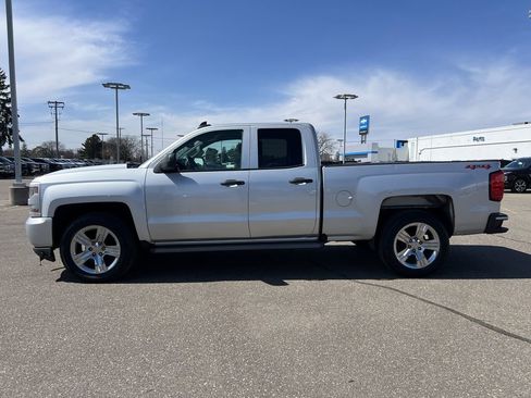 Certified 2018 Chevrolet Silverado 1500 Custom w/ Custom Value Package image 7