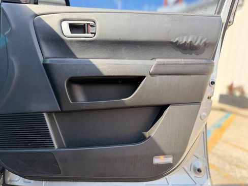 Used 2011 Honda Pilot EX-L image 16