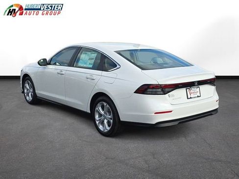 New 2025 Honda Accord LX image 8