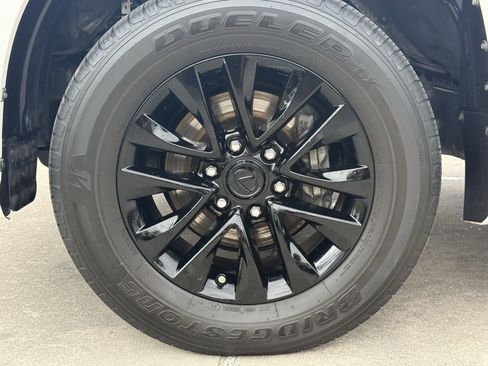 Used 2019 Lexus GX 460 Premium w/ Premium Package AWD/4WD image 12