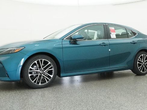 New 2026 Toyota Camry XLE FWD image 34