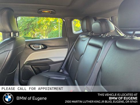 Used 2025 Jeep Compass Limited w/ Elite Group AWD/4WD image 20