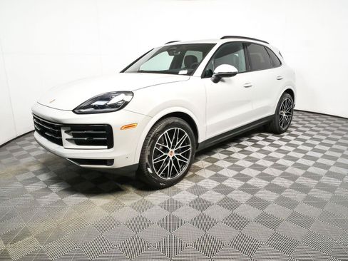 New 2026 Porsche Cayenne AWD/4WD image 1