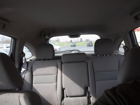 Used 2011 Honda CR-V LX image 12