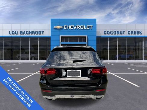Used 2022 Mercedes-Benz GLC 300 w/ Premium Package Lite image 7