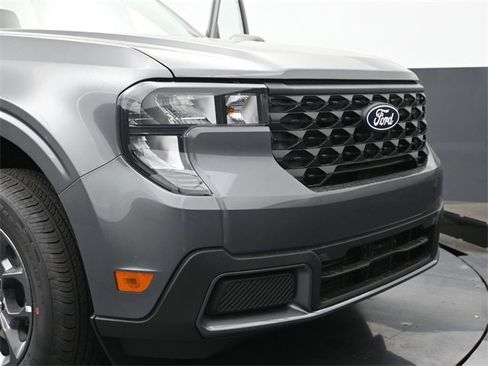 New 2025 Ford Maverick XLT w/ XLT Luxury Package image 30