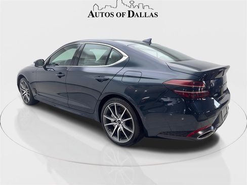 Used 2025 Genesis G70 2.5T image 9