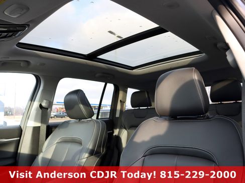 New 2023 Jeep Grand Cherokee 4WD 4xe image 25