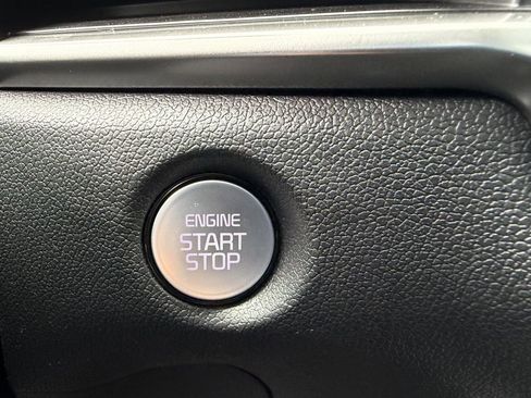 New 2026 Kia Sorento S image 25