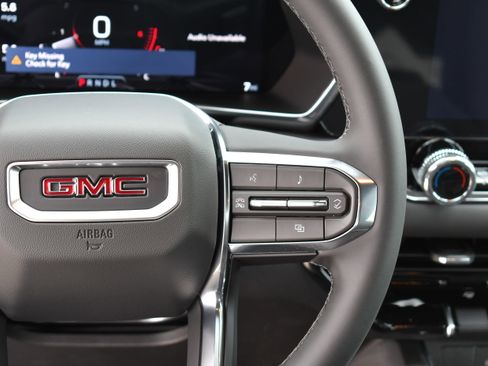 New 2026 GMC Canyon Elevation w/ Convenience Package RWD image 22