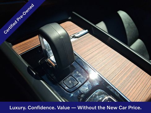 Certified 2024 Volvo XC60 B5 Plus w/ Protection Package Premier AWD/4WD image 16